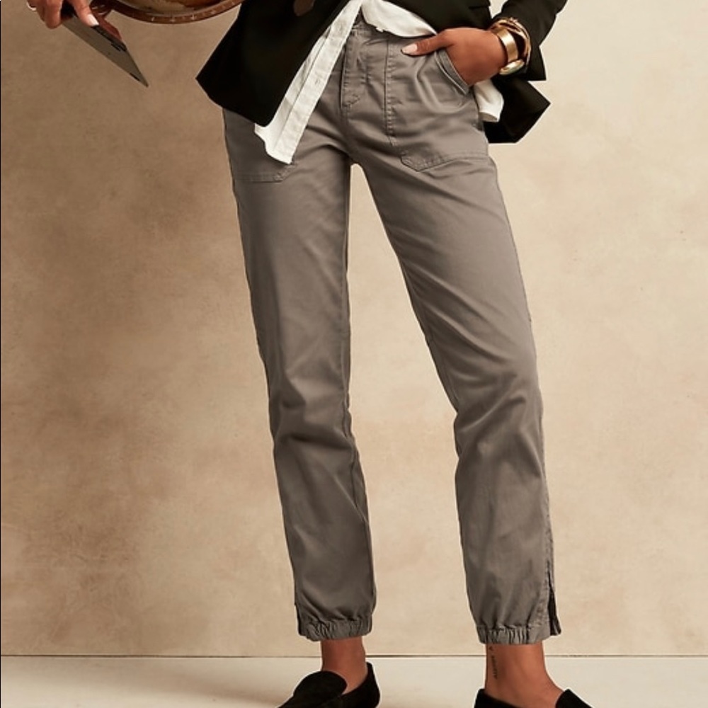 Banana Republic Slim Utility Pant, size 0